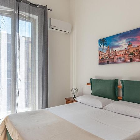 I Mori-Holiday Apartment Palermo Exteriör bild