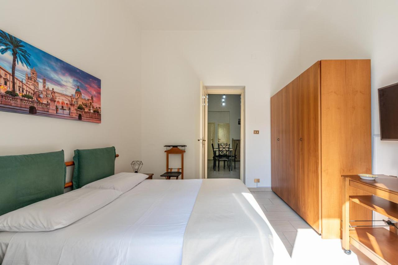 I Mori-Holiday Apartment Palermo Exteriör bild