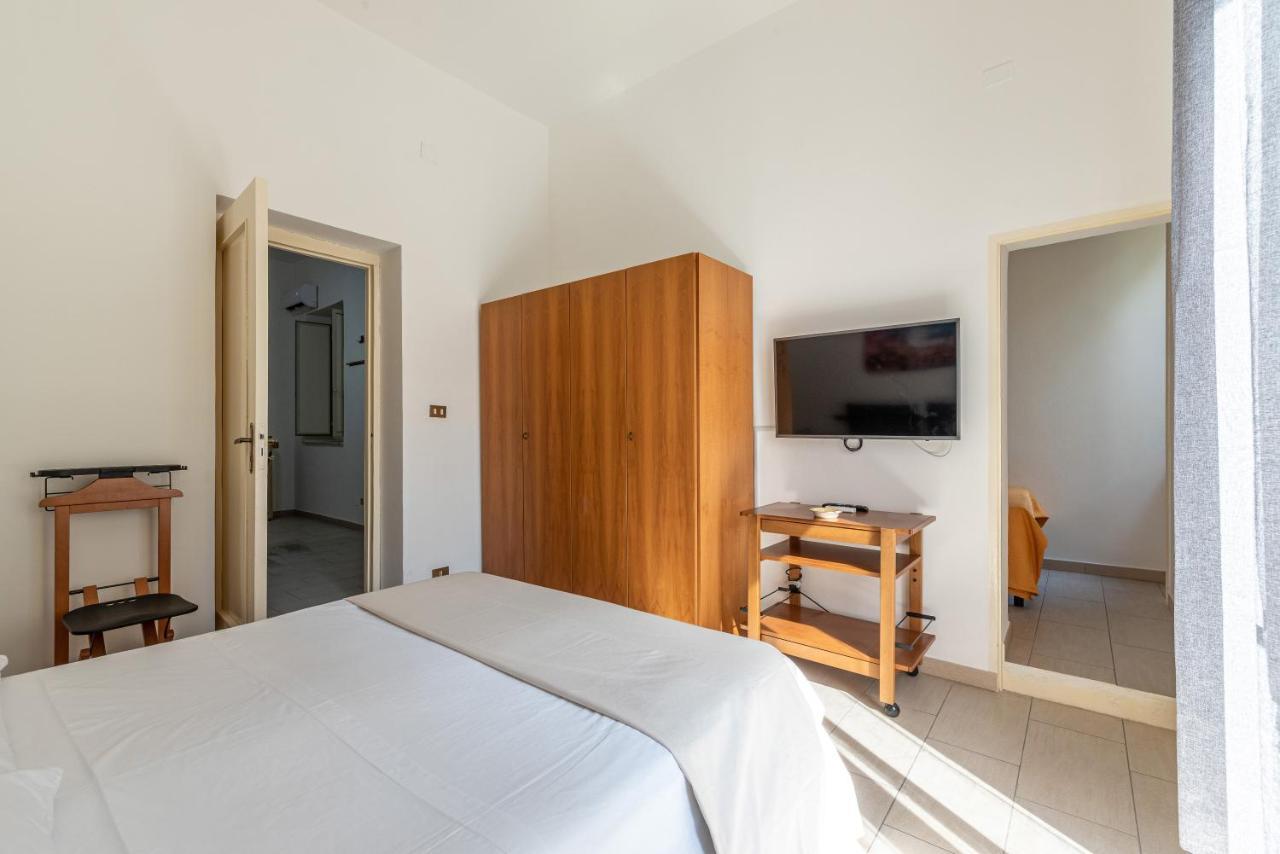 I Mori-Holiday Apartment Palermo Exteriör bild