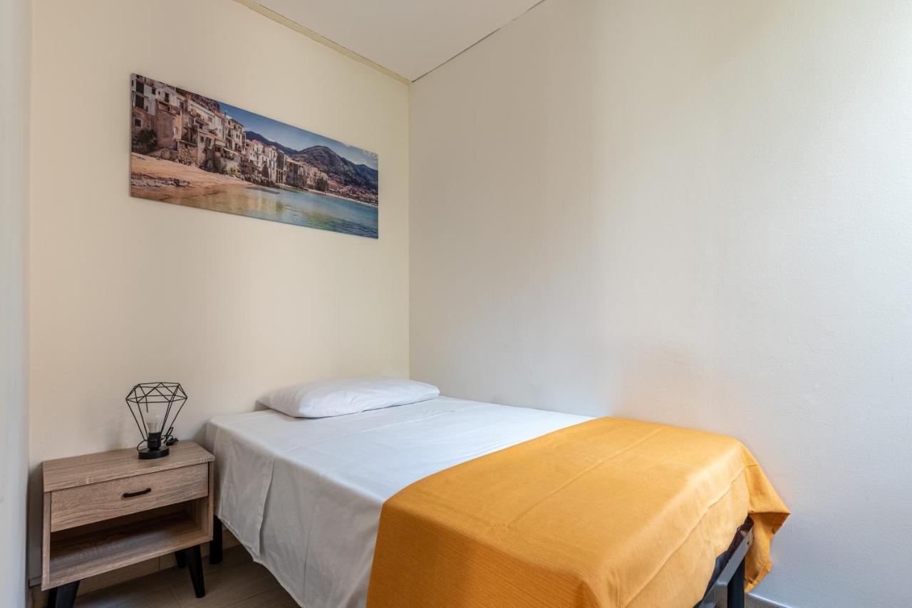 I Mori-Holiday Apartment Palermo Exteriör bild